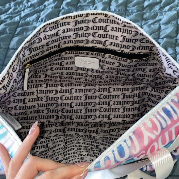 Juicy Couture overnight bag 🩷💙💜 - Picture 6 of 7